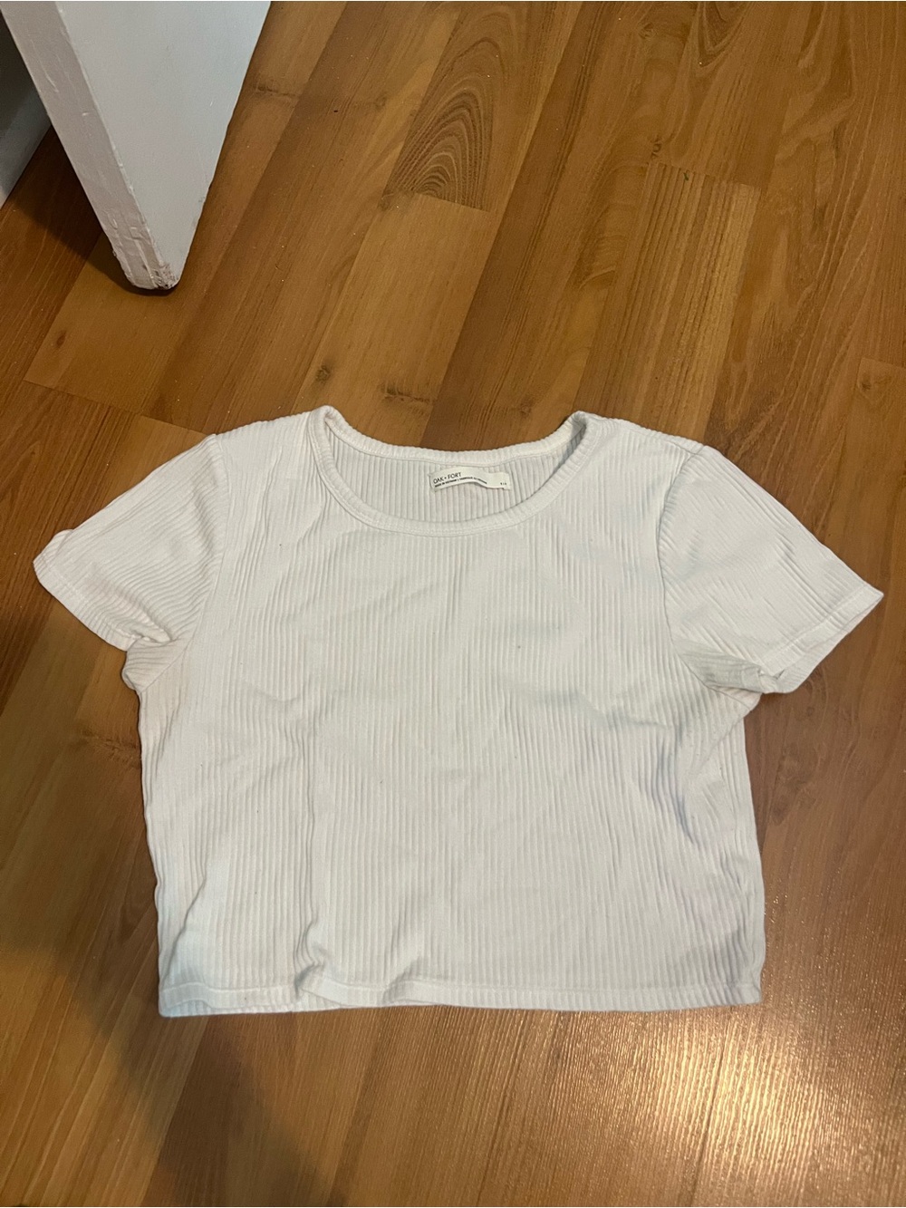 Cropped Summer Basic Tops Bundle/Lot - Picture 4 of 9
